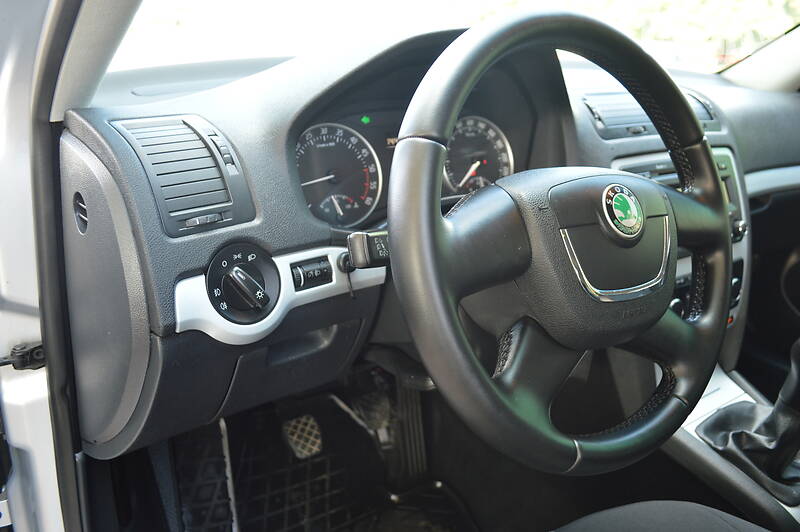 Седан Skoda Octavia 2011 в Дрогобичі