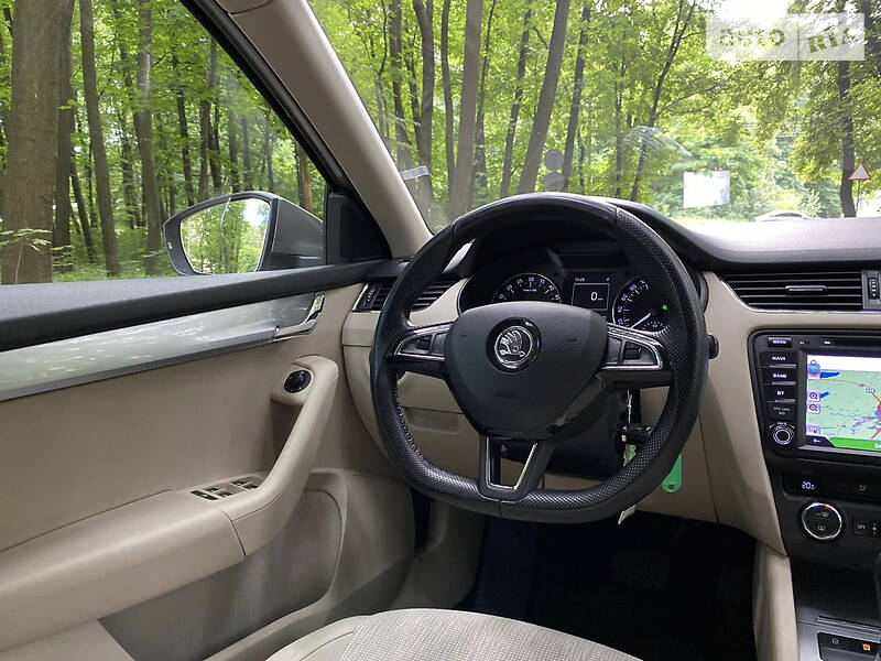 Универсал Skoda Octavia 2013 в Ужгороде