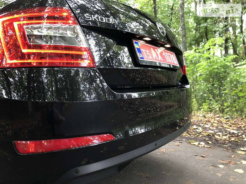 Седан Skoda Octavia 2015 в Козятині