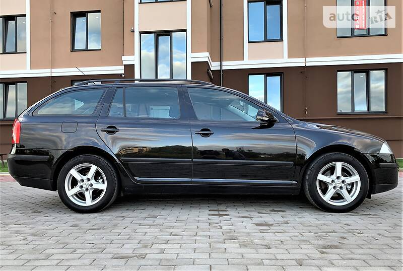 Універсал Skoda Octavia 2006 в Рівному