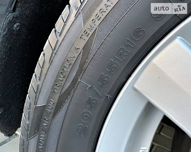 Універсал Skoda Octavia 2006 в Рівному