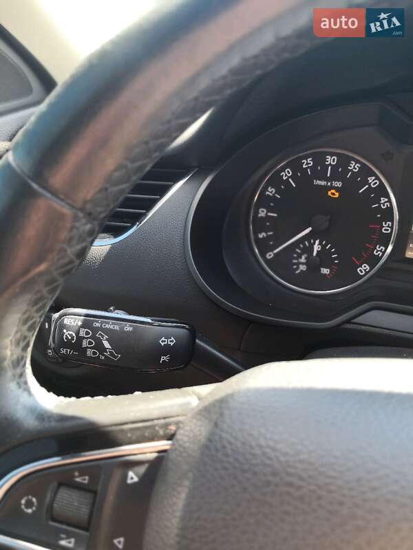 Универсал Skoda Octavia 2013 в Лохвице