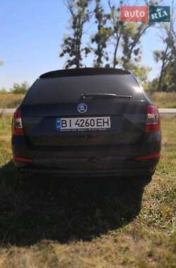 Универсал Skoda Octavia 2013 в Лохвице