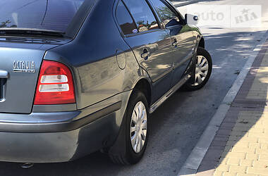 Седан Skoda Octavia 2006 в 