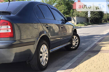 Седан Skoda Octavia 2006 в 