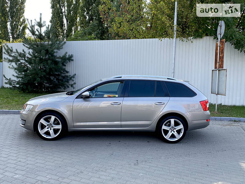 Универсал Skoda Octavia 2013 в Ужгороде