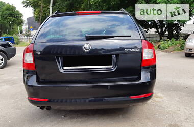Универсал Skoda Octavia 2011 в 