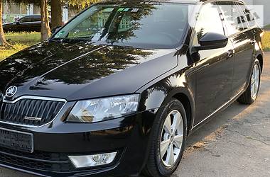 Универсал Skoda Octavia 2015 в Ровно