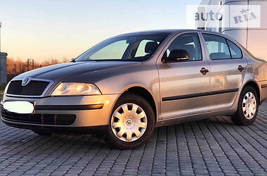 Хэтчбек Skoda Octavia 2012 в Стрые