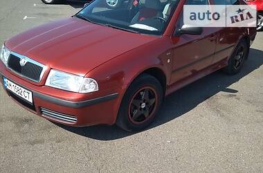 Хэтчбек Skoda Octavia 2003 в Киеве