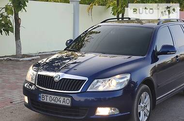 Универсал Skoda Octavia 2010 в Голой Пристани