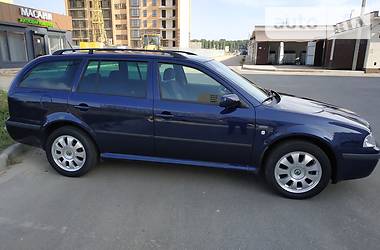 Универсал Skoda Octavia 2003 в Чернигове