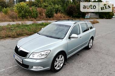 Универсал Skoda Octavia 2009 в Полтаве