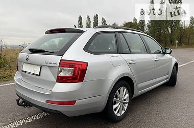 Универсал Skoda Octavia 2015 в Дубно