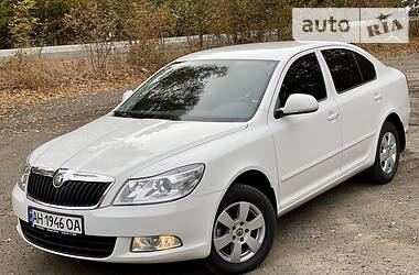 Седан Skoda Octavia 2012 в Краматорске