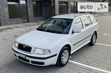 Універсал Skoda Octavia 2008 в Луцьку