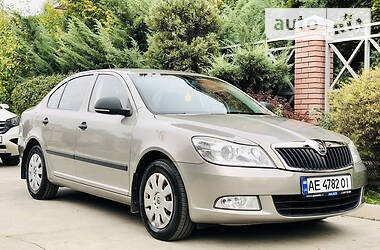 Лифтбек Skoda Octavia 2009 в Днепре