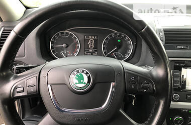 Седан Skoda Octavia 2009 в Костополе