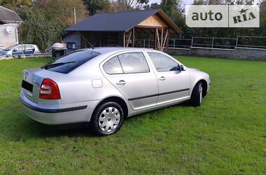 Седан Skoda Octavia 2004 в Тернополе