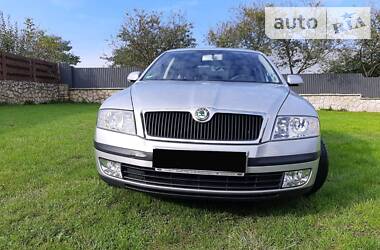 Седан Skoda Octavia 2004 в Тернополе