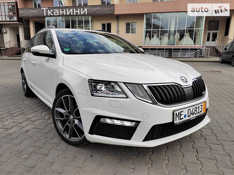 Універсал Skoda Octavia 2018 в Чернівцях фото Універсал Skoda Octavia 2018 в Чернівцях