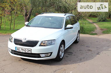 Универсал Skoda Octavia 2016 в Кривом Роге