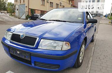 Хэтчбек Skoda Octavia 2002 в Львове