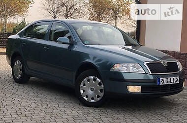 Седан Skoda Octavia 2006 в Самборе