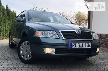 Седан Skoda Octavia 2006 в Самборе