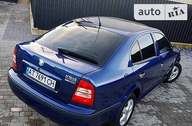 Седан Skoda Octavia 2008 в Ивано-Франковске