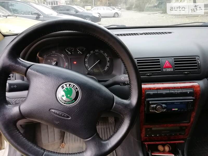 Універсал Skoda Octavia 2004 в Полтаві