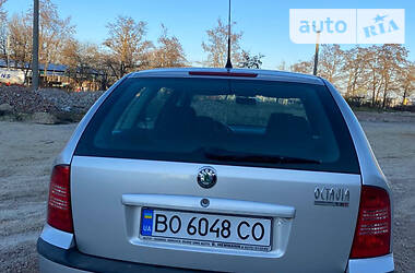 Универсал Skoda Octavia 2000 в Тернополе