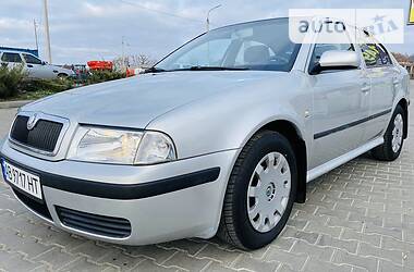 Хэтчбек Skoda Octavia 2003 в Виннице