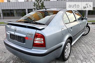 Ліфтбек Skoda Octavia 2004 в Харкові