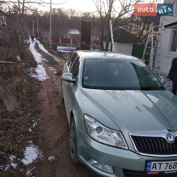 Универсал Skoda Octavia 2013 в Новоднестровске