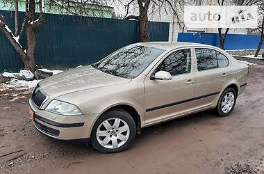 Хэтчбек Skoda Octavia 2005 в 