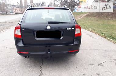 Универсал Skoda Octavia 2010 в Днепре