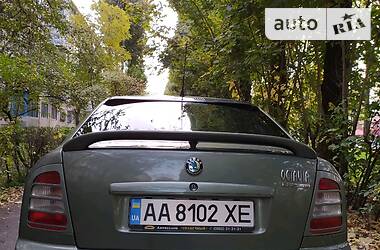 Хэтчбек Skoda Octavia 2003 в Киеве