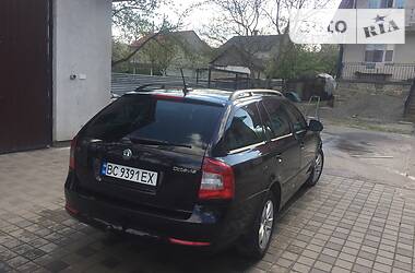 Универсал Skoda Octavia 2012 в Городке