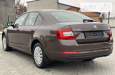 Седан Skoda Octavia 2016 в Житомире