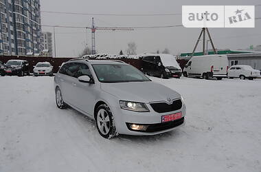 Універсал Skoda Octavia 2016 в Луцьку