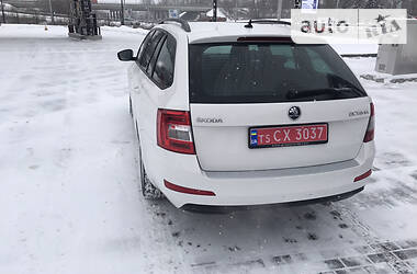 Универсал Skoda Octavia 2016 в Киеве