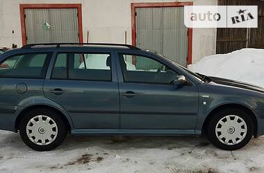 Универсал Skoda Octavia 2004 в Городке