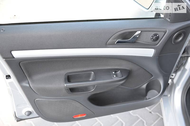 Универсал Skoda Octavia 2010 в Киеве
