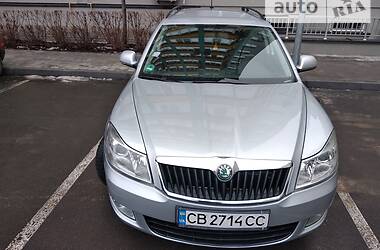Универсал Skoda Octavia 2010 в 