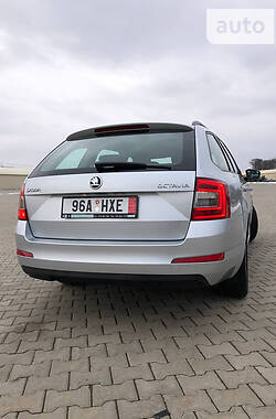 Универсал Skoda Octavia 2013 в Черновцах