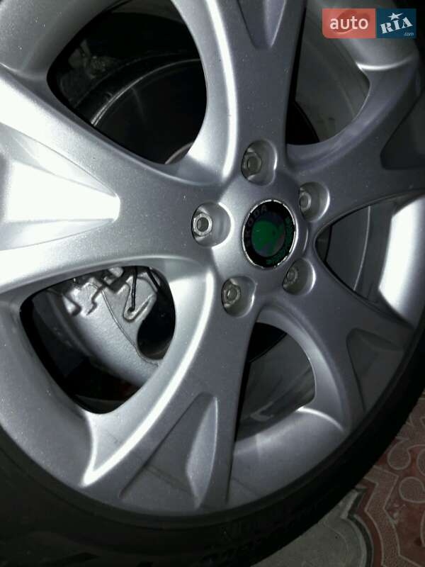 Универсал Skoda Octavia 2012 в Чернигове