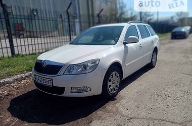 Универсал Skoda Octavia 2011 в Черкассах