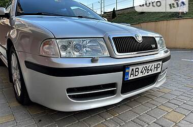 Универсал Skoda Octavia 2003 в Виннице