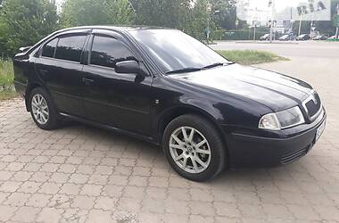 Седан Skoda Octavia 2008 в Днепре